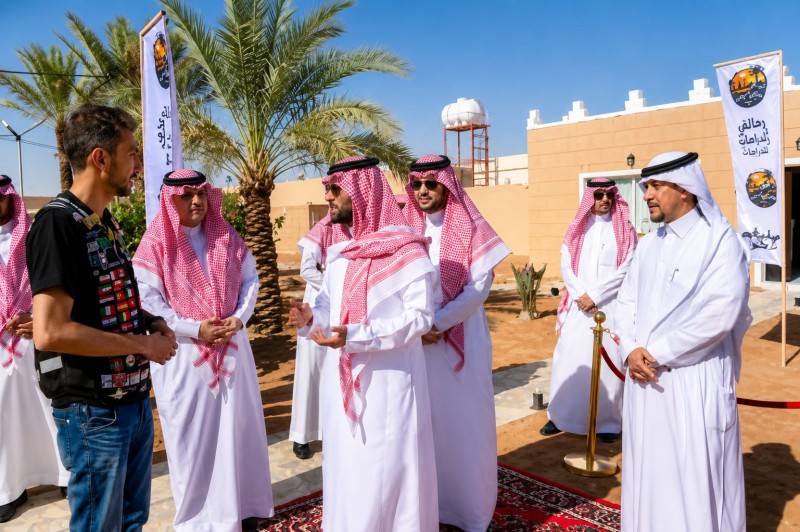 نائب أمير حائل يفتتح مقر رحالة طي للدراجات النارية