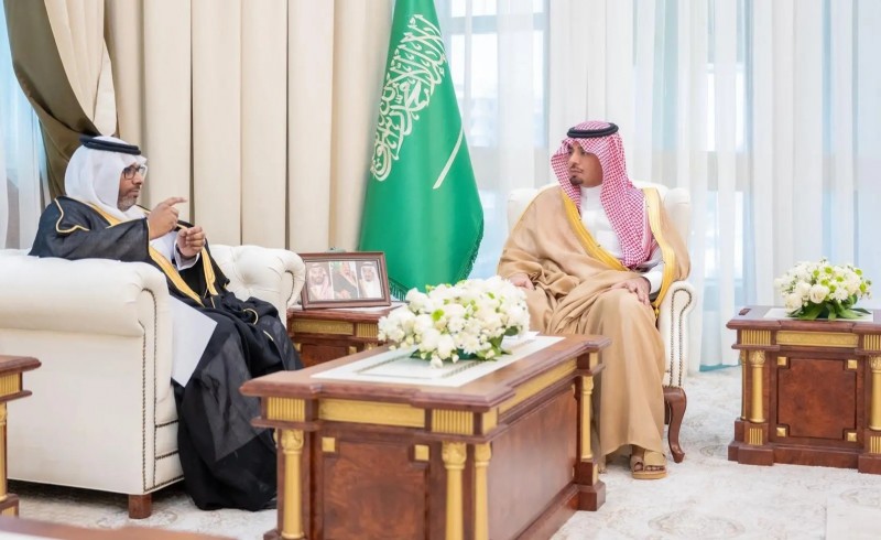 نائب أمير الباحة يطّلع على متحف الباحة الإقليمي