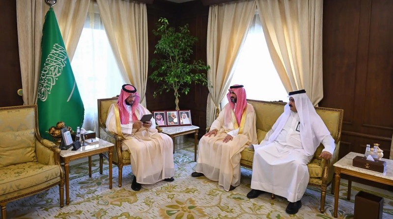 نائب أمير عسير يطلع على جهود وقاء