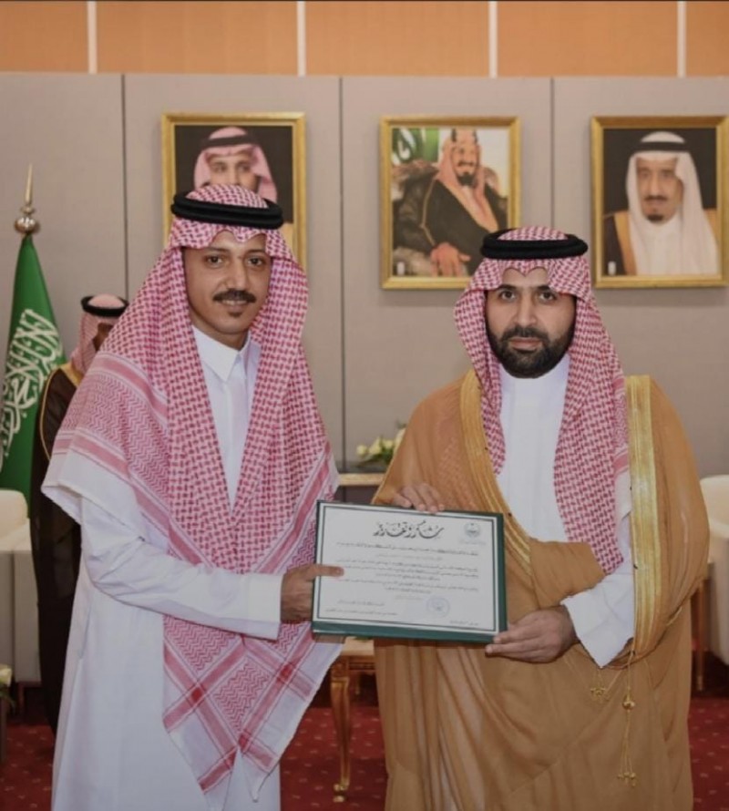 أمير جازان يكرّم ثلاثة مواطنين تبرعوا بأعضائهم لإنقاذ حياة المرضى