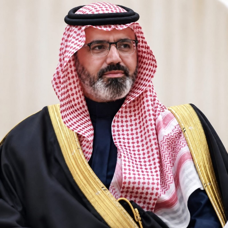 نائب أمير جازان يهنئ الطلاب والطالبات ومنسوبي التعليم بمناسبة العام الدراسي الجديد
