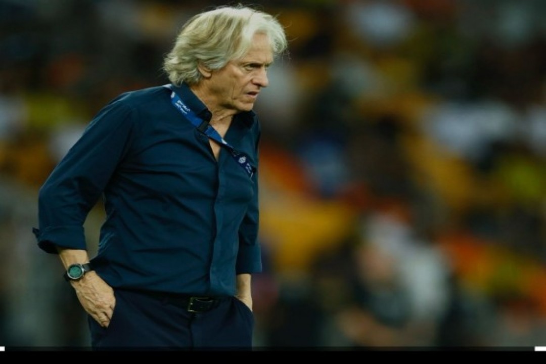 الهلال ينهي عقد جيسوس والشلهوب مدرباً للفريق