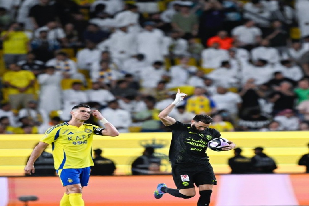 الاتحاد يحجب شمس النصر ويقترب من حسم لقب الدوري