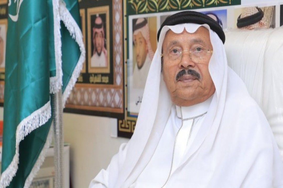 وفاة المؤرخ الرياضي الدكتور أمين ساعاتي.. رائد التوثيق الرياضي في المملكة
