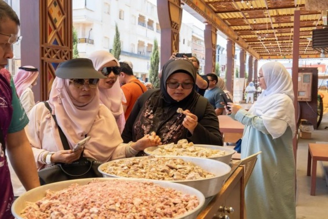 الباحة تستقبل وفدًا ماليزيًا من 14 شركة سياحية