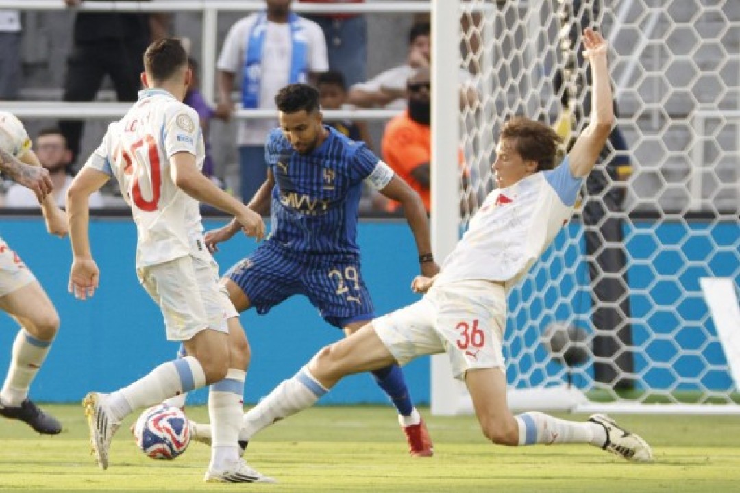 تعادل مرير يؤجل تأهل الهلال لدور الـ16 في مونديال الأندية