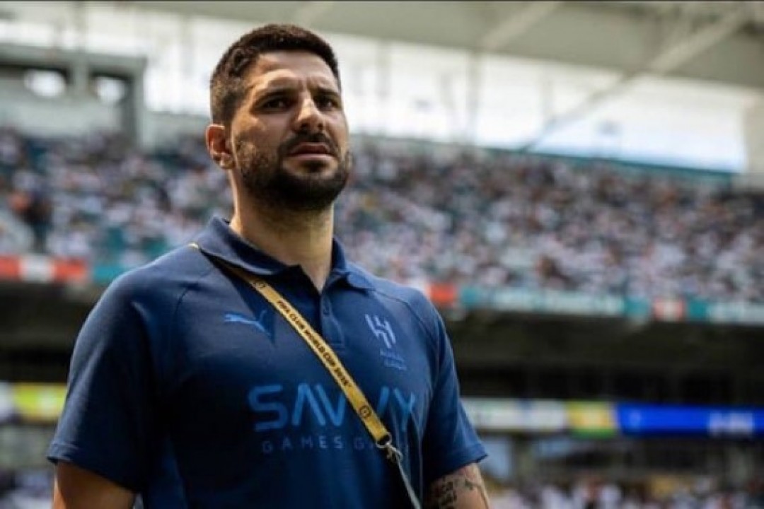 إي سي ميلان ينفي نيته التعاقد مع ميترو الهلال
