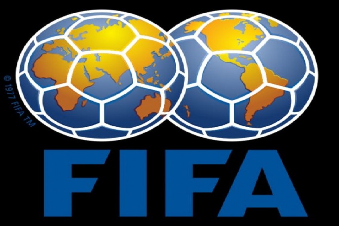 إيقاف حكم مباراة الهلال وفلومينسي بسبب الأخطاء التحكيمية