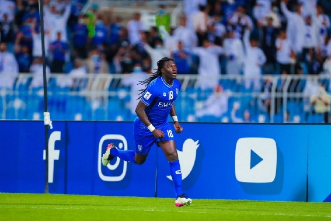 غوميز يرحّب بهيرنانديز: الهلال نادٍ أسطوري وبلد يفتح لك ذراعيه