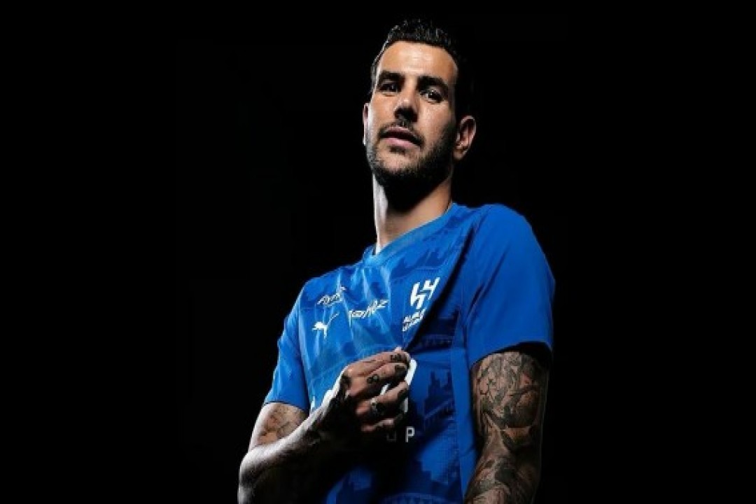 ثيو هرنانديز يشعل حماسة جماهير الهلال