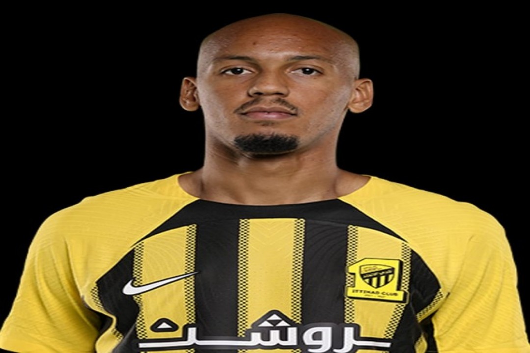 الاتحاد يطمئن على فابينيو ويستعيد لاعبيه الدوليين في معسكر البرتغال