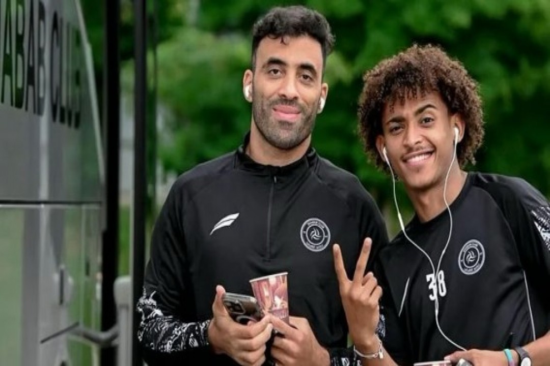 حمدالله يعود لتدريبات الشباب بعد نهاية إعارته للهلال