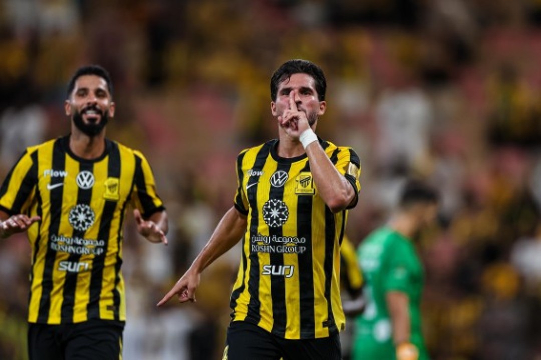 الاتحاد يكرر رباعيته في شباك الفتح