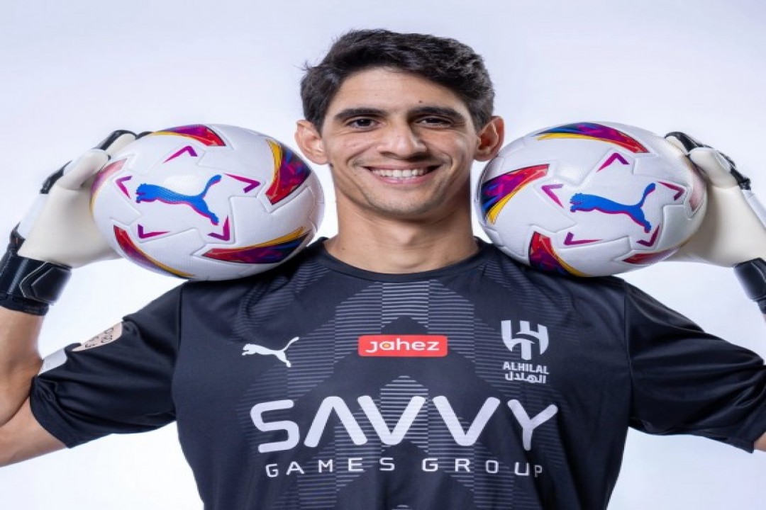 الهلال يعلن تجديد التعاقد مع ياسين بونو حتى 2028