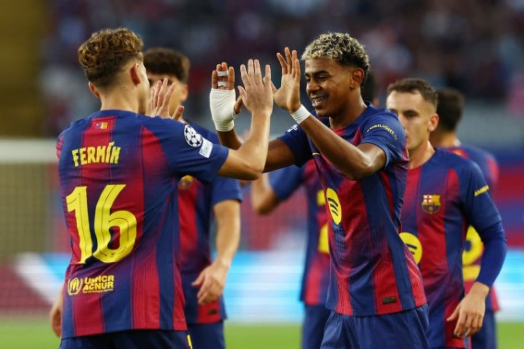 برشلونة يكتسح أولمبياكوس بسداسية في دوري أبطال أوروبا