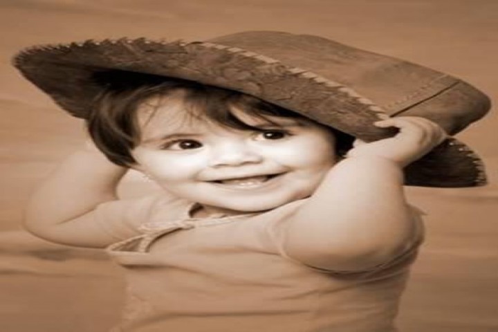 السعادة اختيار… لا تنتظرها بل اصنعها