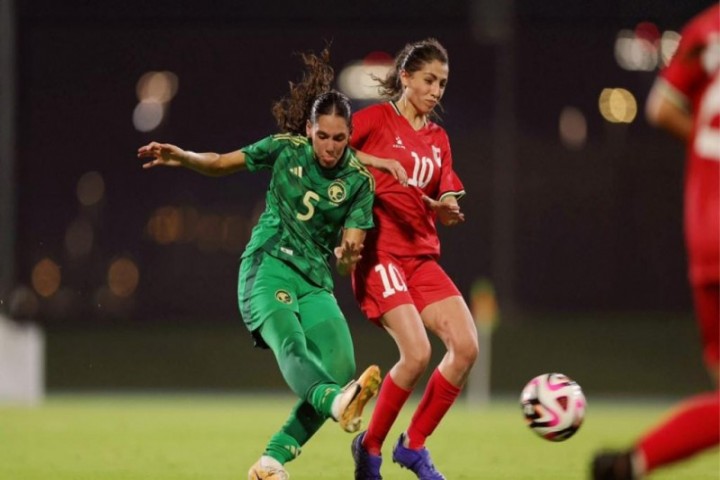 أخضر السيدات يودّع غرب آسيا بركلات الترجيح