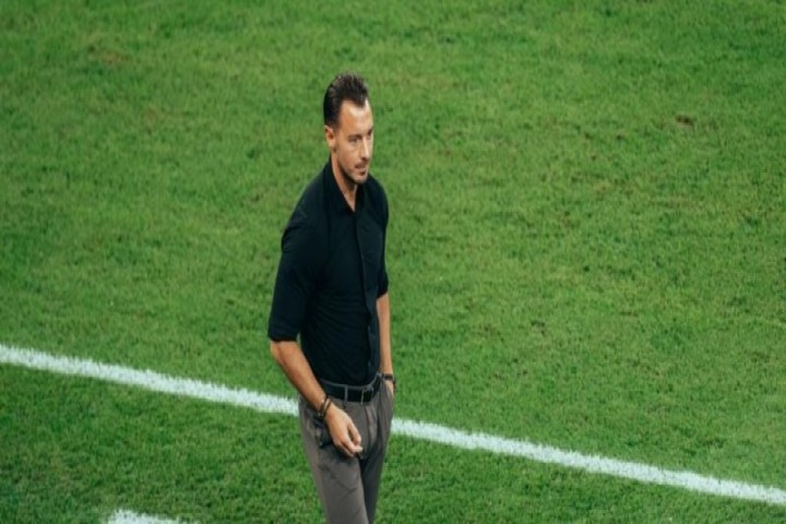 يايسله يطالب بودية جديدة لرفع جاهزية الأهلي