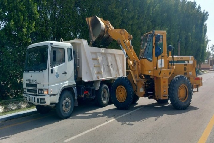 بلدية اللهابة تنفذ عملية إزالة أكثر من 2000 طن من النفايات والأنقاض