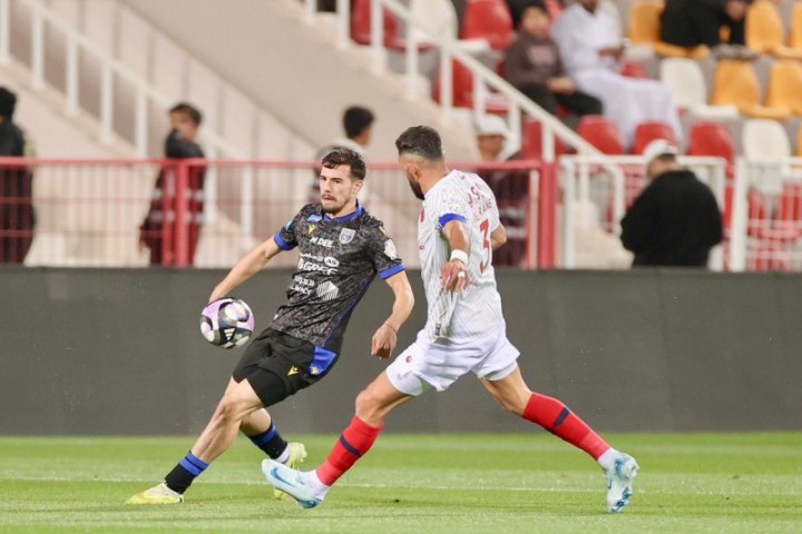 ضمك يحقق الفوز الأول على أرضه على حساب التعاون