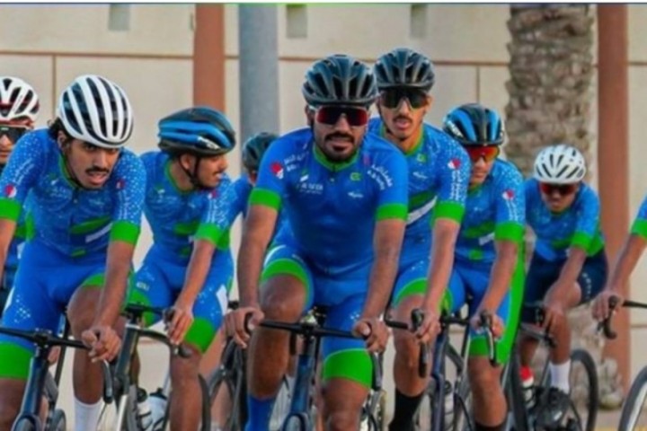 دراجات الفتح يشاركون في فعالية الدراجات الهوائية