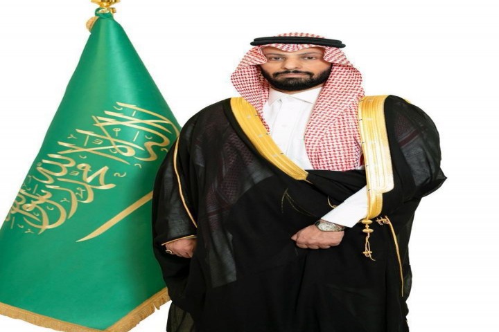 فرع الموارد البشرية بالشرقية يحتفي ويهنئ القيادة بمناسبة ذكرى يوم التأسيس