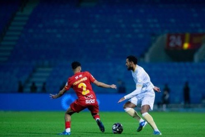 القادسية يفرض حضوره ويعود بنقطة ثمينة أمام التعاون ويحافظ على مركزه الذهبي