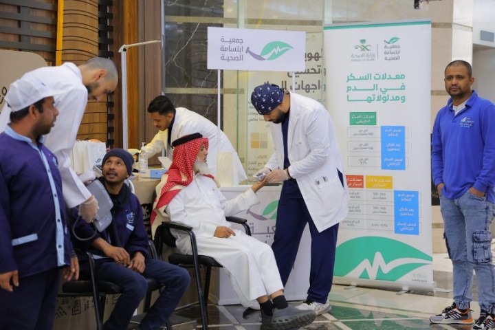 ركن صحي توعوي يخدم أهالي عسير