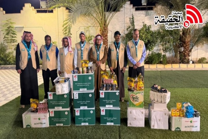 رواد نيوم يجسدون قيم العطاء بمواصلة توزيع السلال الرمضانية