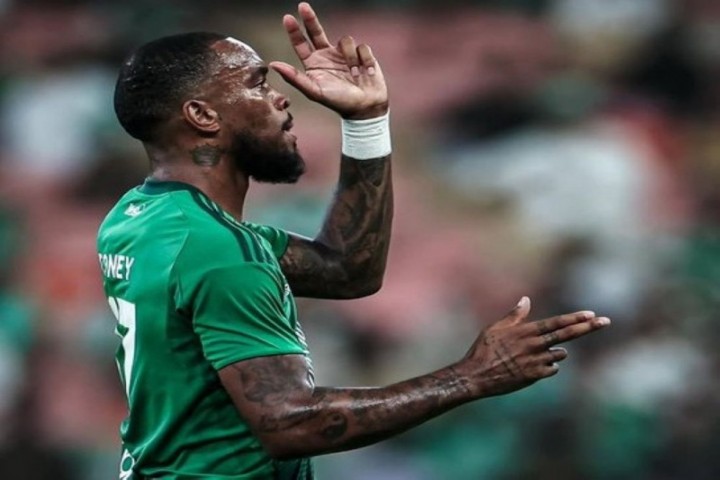 الاتحاد يتقدم بشكوى ضد إيفان توني إلى لجنة الانضباط