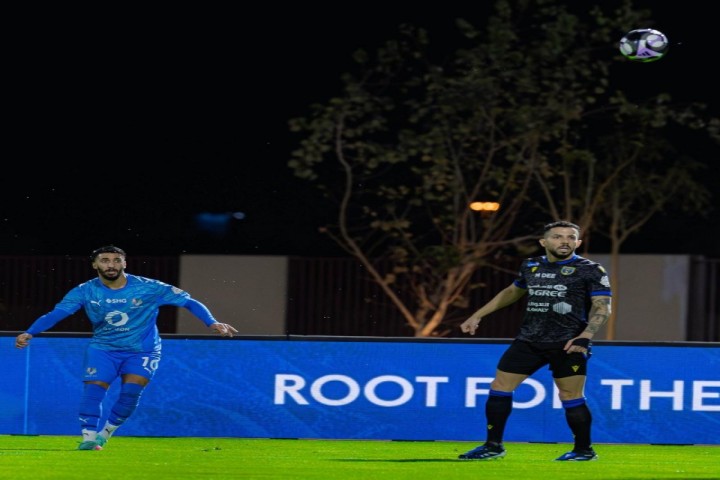 التعادل الإيجابي يحسم مواجهة نيوم أمام التعاون في دوري روشن