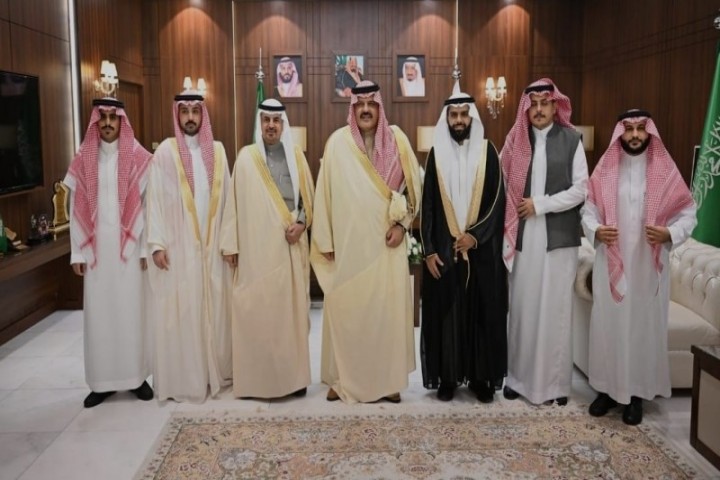 استقبال الأطفال الأيتام في عيد الفطر