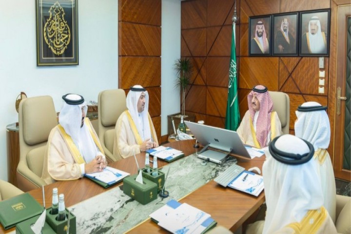 سمو أمير الشرقية يستقبل قيادات منظومة المياه ويطّلع على مشاريعها التطويرية