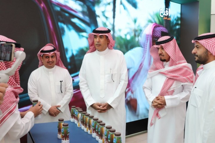 افتتاح فعالية اقدع لتعزيز حضور منتجات التمور المنكهة