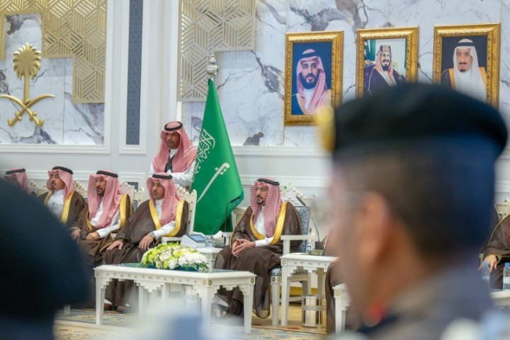 أمير القصيم يشيد بجهود وزارة السياحة