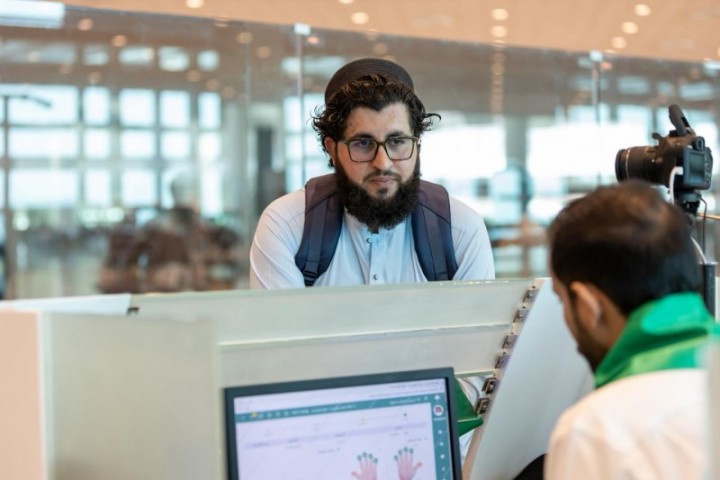 مغادرة أولى رحلات مبادرة طريق مكة من مطار إسلام آباد بباكستان