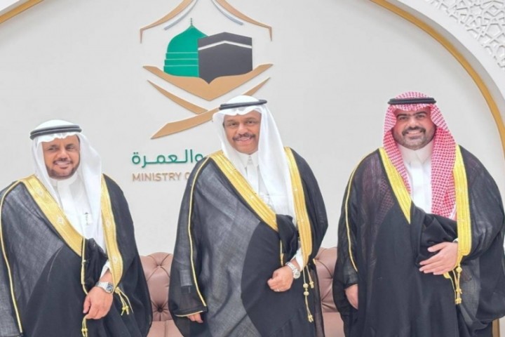 نائب وزير الحج يستقبل مندوب المملكة لدى منظمة التعاون الإسلامي