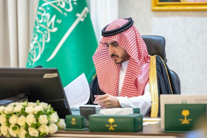 أمير الجوف يترأس اجتماع السلامة المرورية