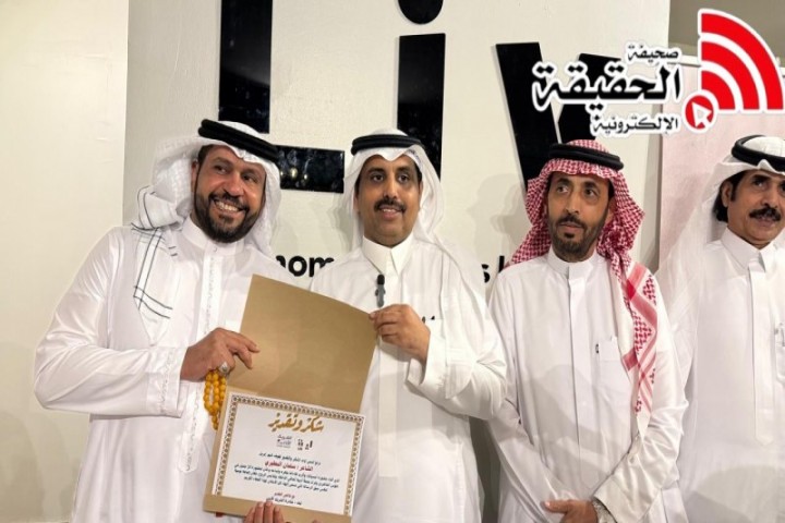 أمسية شعرية  ألقاها الشاعر سلمان المطيري مع الشريك الأدبي في مقهى ليف  في مكة المكرمة