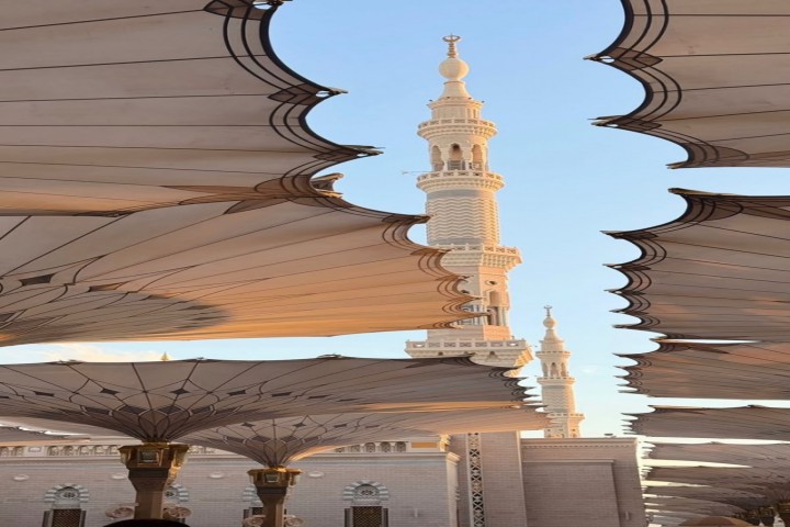 المسجد النبوي يستقبل الحجاج بعد إتمام المناسك بمنظومة خدمية متكاملة