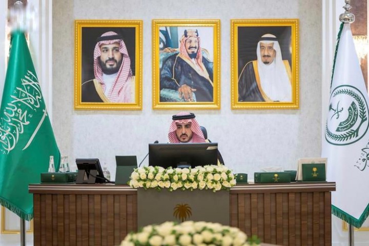 أمير الجوف يترأس اجتماع المحافظين الثاني ويؤكد أهمية تكامل الجهود التنموية والخدمية