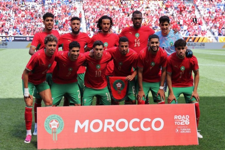 الذكاء الاصطناعي يتوقع الفائز في قمة البرازيل والمغرب