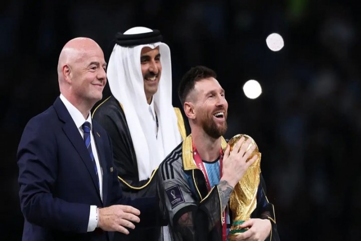 من الدوحة إلى أمريكا يبكي العالم على مونديال قطر