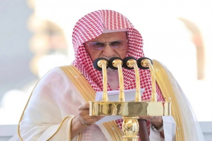 استقبال العام الهجري بالتوبة والعمل الصالح في خطبة المسجد الحرام