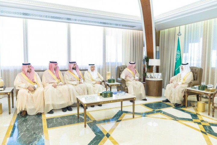 أمير الشرقية يستقبل رئيس الغرفة التجارية ويطّلع على خطتها الاستراتيجية