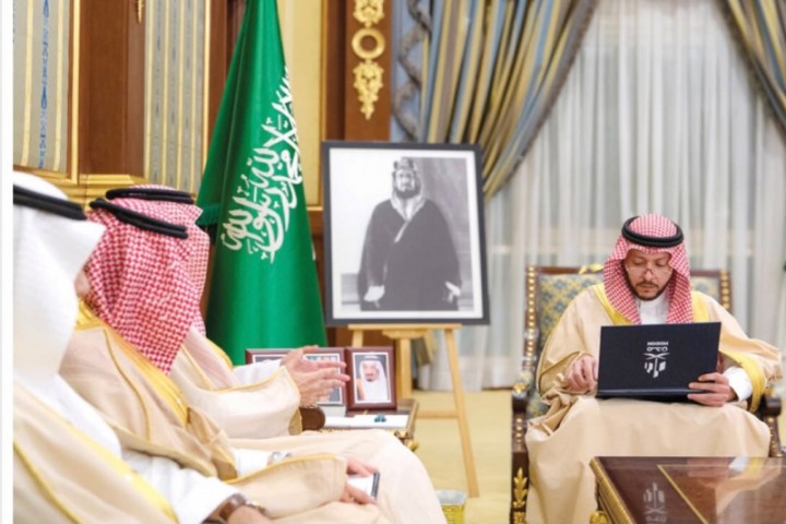 نائب أمير المدينة المنورة يؤكد أهمية تنمية القطاع الصناعي