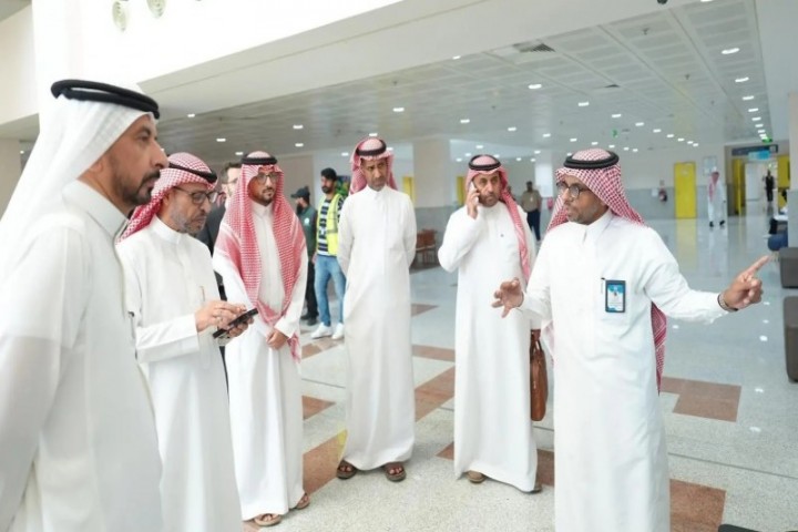 جامعة جازان ولجنة القطاع الصحي تبحثان تعزيز التكامل لتطوير المنظومة الصحية