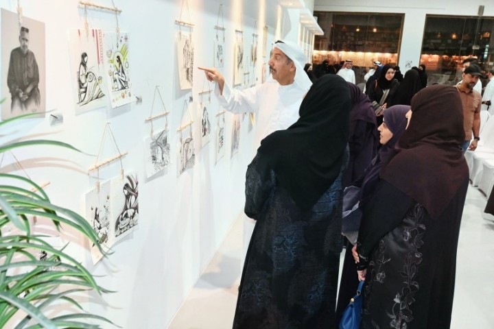 148 عملًا فنيًا تتألق في معرض" الاسكتش" بجمعية الثقافة والفنون بالدمام