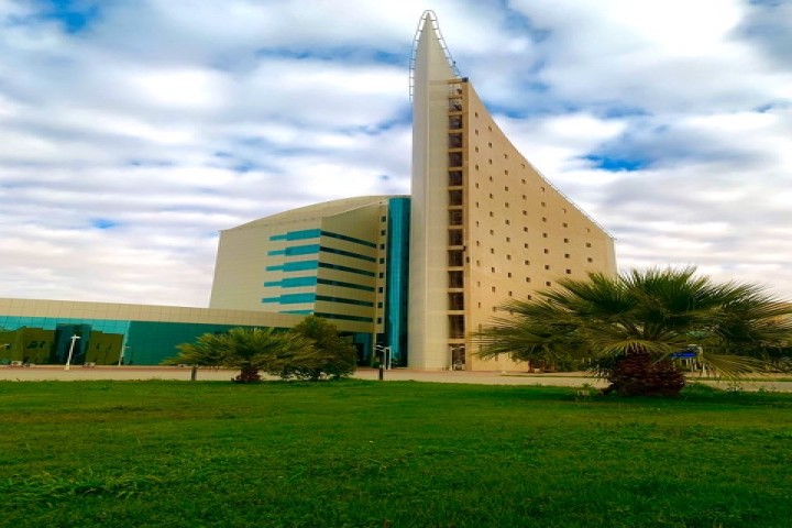جامعة نجران نموذجٌ مشرف في تسجيل الاشتراكات الدورية