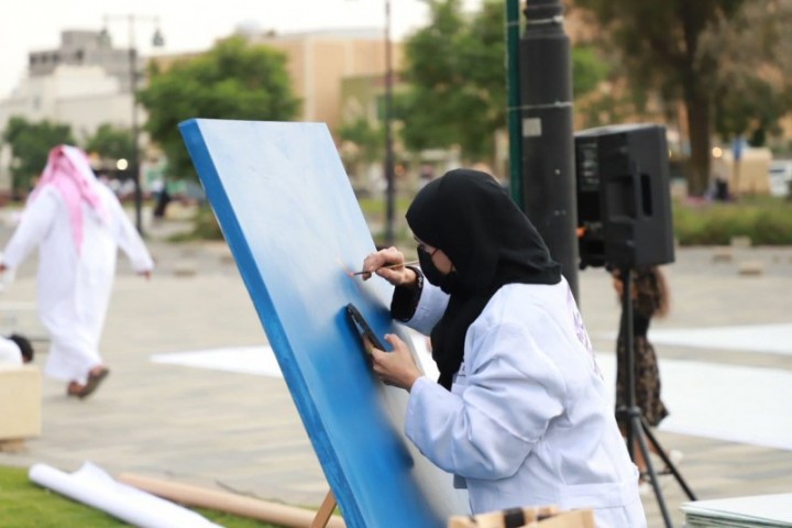 اختتام مبادرة عسير ترسم بألف لوحة جسّدت صورة سمو ولي العهد